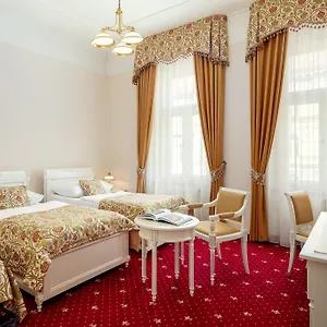 Alqush Downtown 4*, Praga República Checa