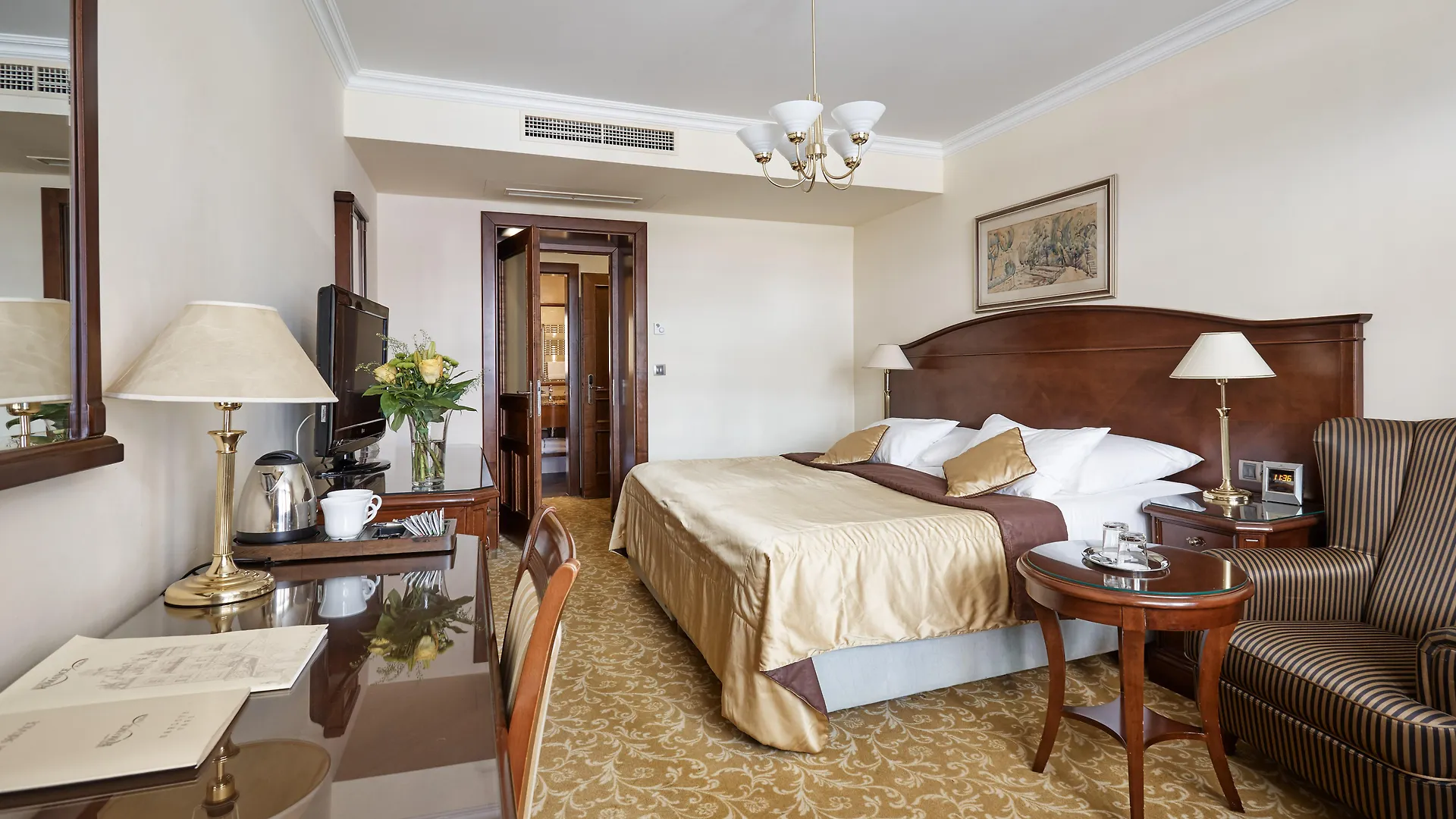 ****  Hotel Romance Karlovy Vary Czech Republic